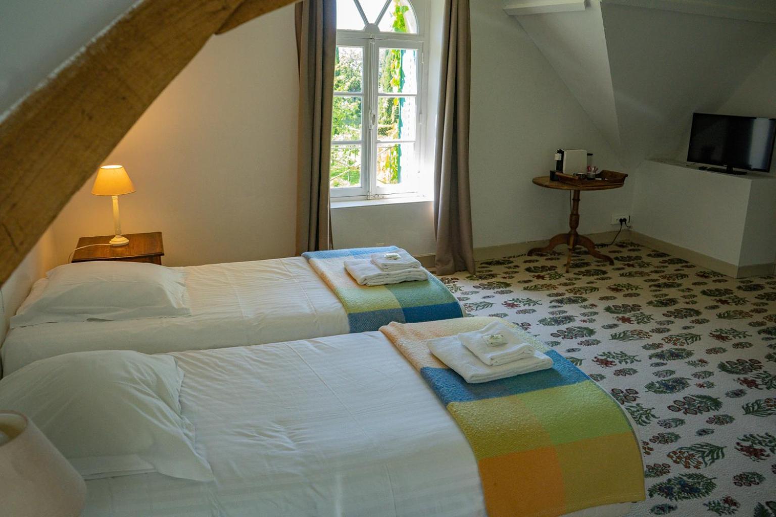 Hotel Haras De La Potardiere Crosmieres Bagian luar foto