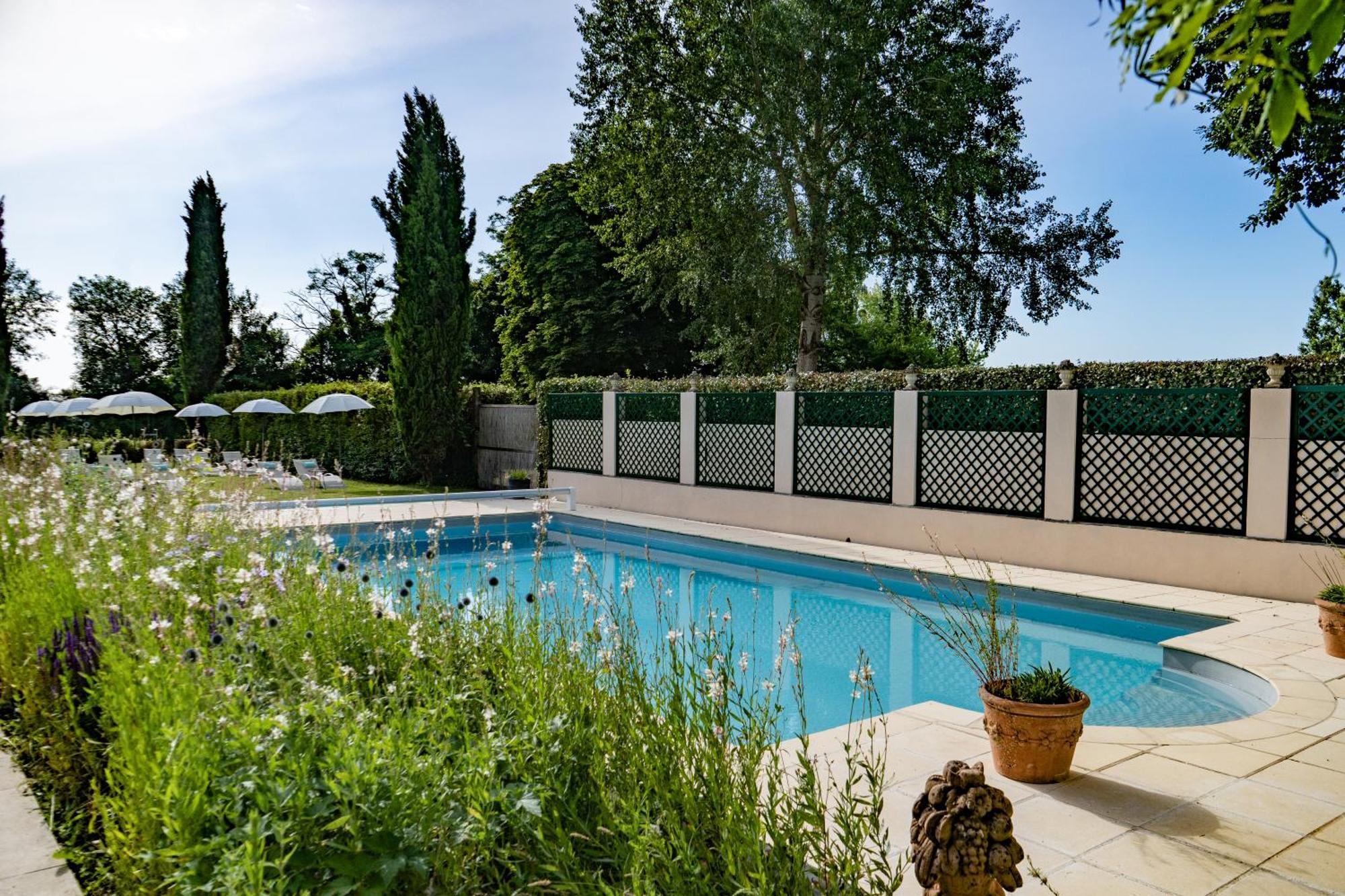 Hotel Haras De La Potardiere Crosmieres Bagian luar foto